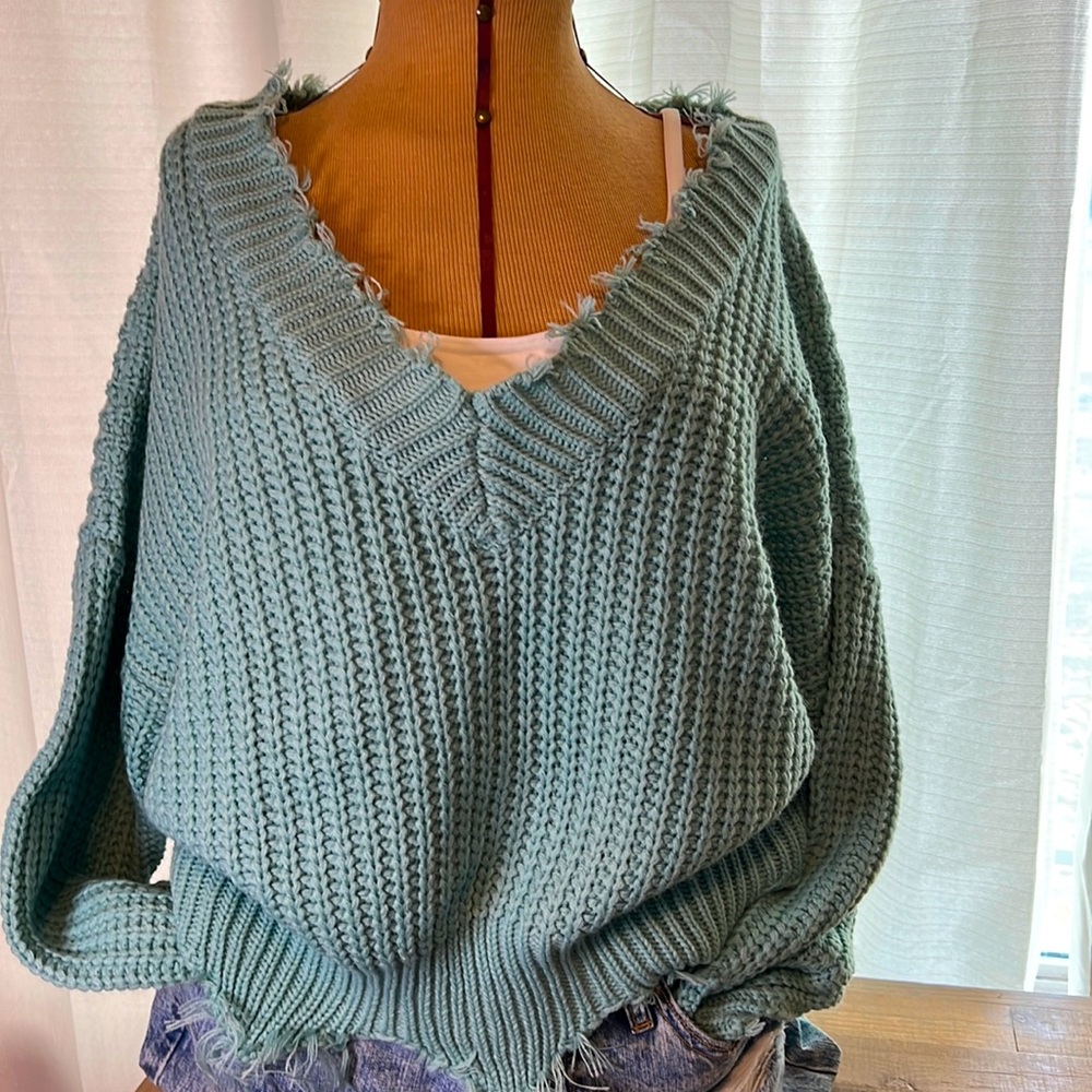 Women's sweater
